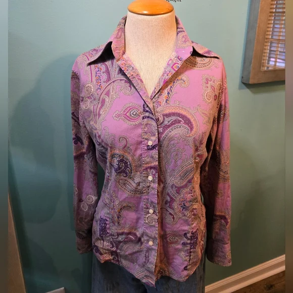 Etro Lavendar Paisley Button Down Women's Shirt - Picture 2 of 8